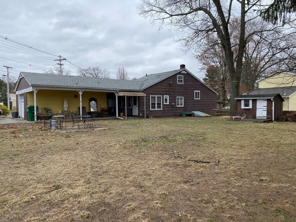 Casa em Chicopee — foto 2