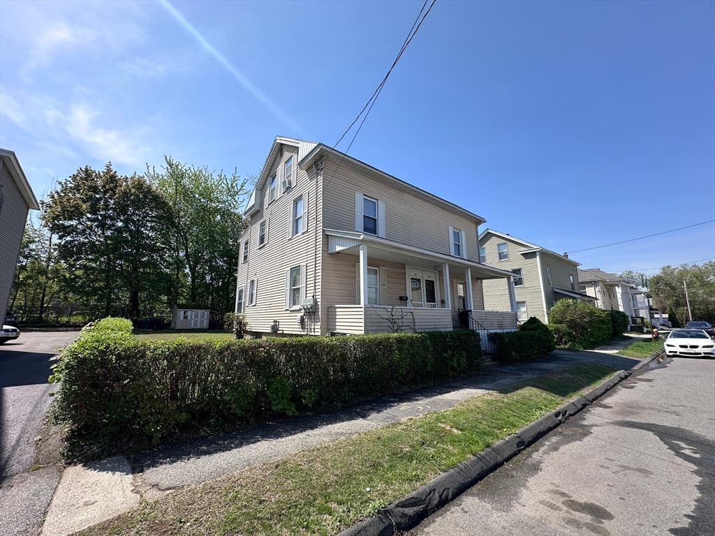 Multi-família em Chicopee — foto 3