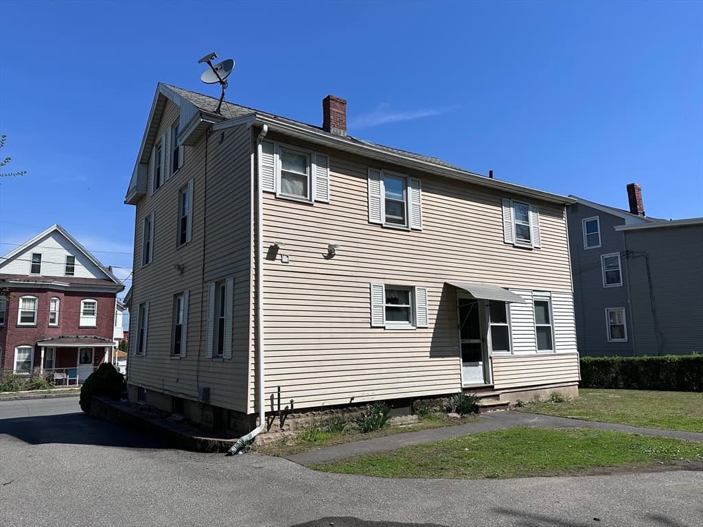 Multi-família em Chicopee — foto 5