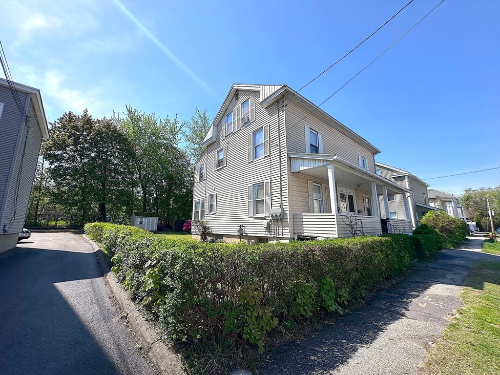 Multi-família em Chicopee — foto 4