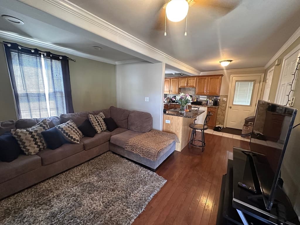 Multi-família em Chicopee — foto 8