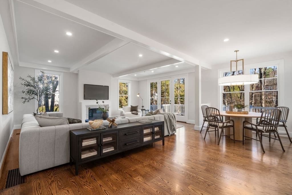 Casa em Wellesley — foto 6