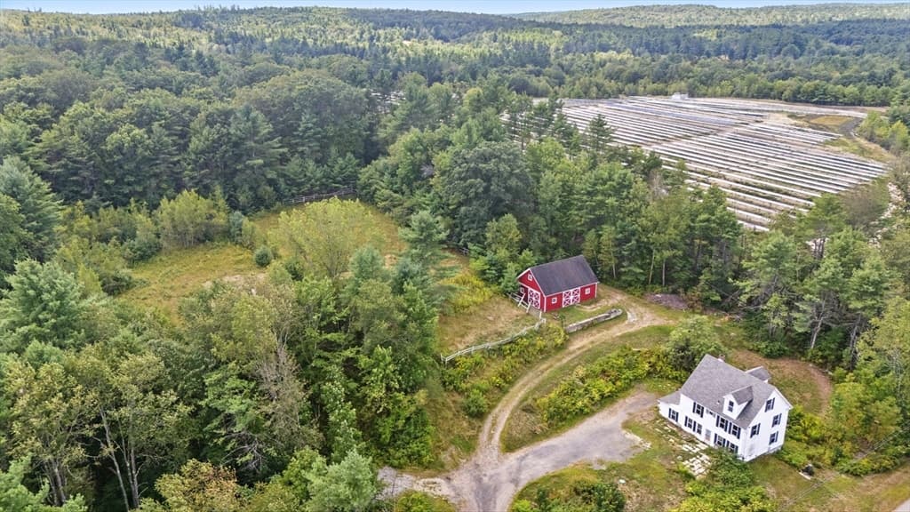 Casa em Ashburnham — foto 4