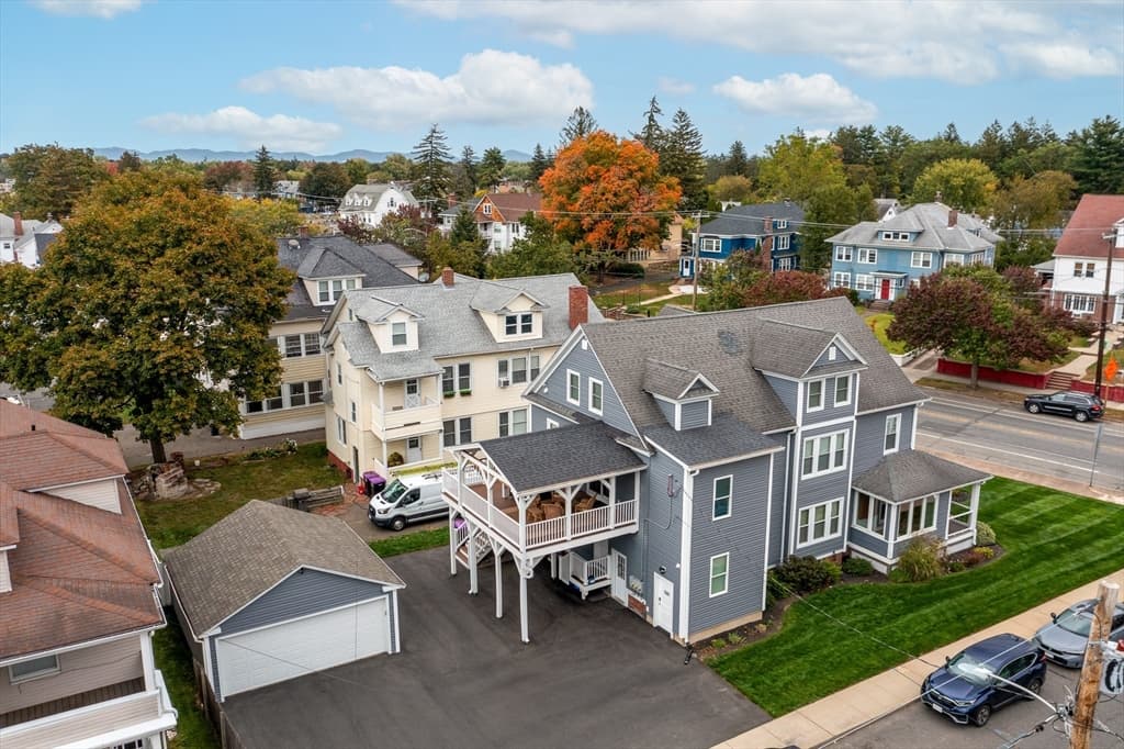 Casa em Holyoke — foto 5