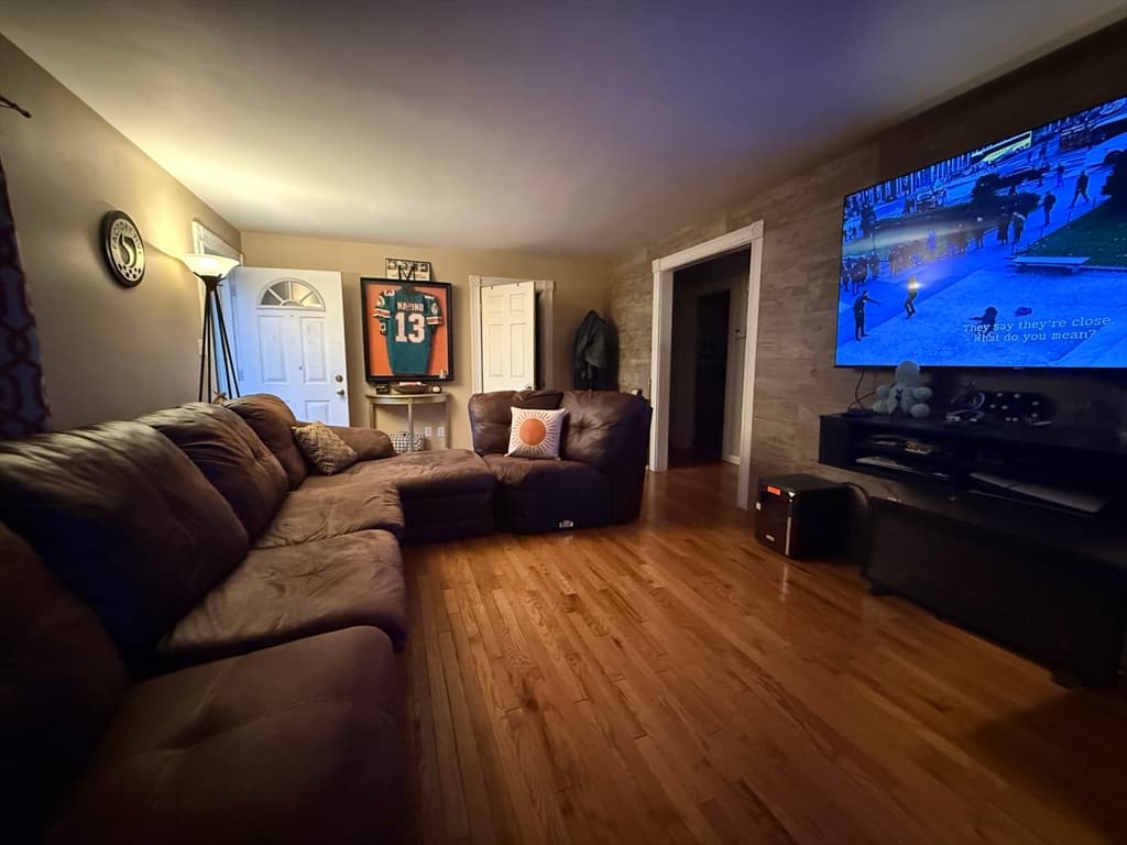 Casa em New Bedford — foto 3