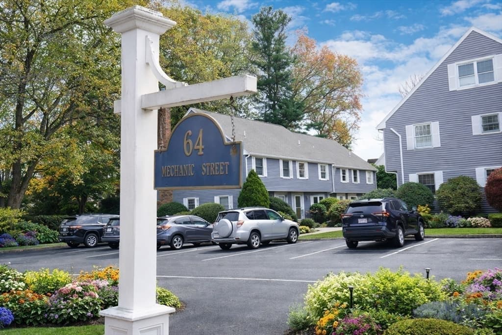 Condomínio em Attleboro