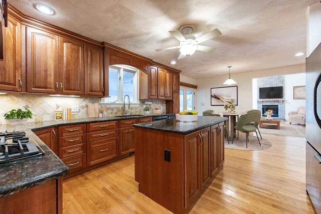 Casa em Holliston — foto 7