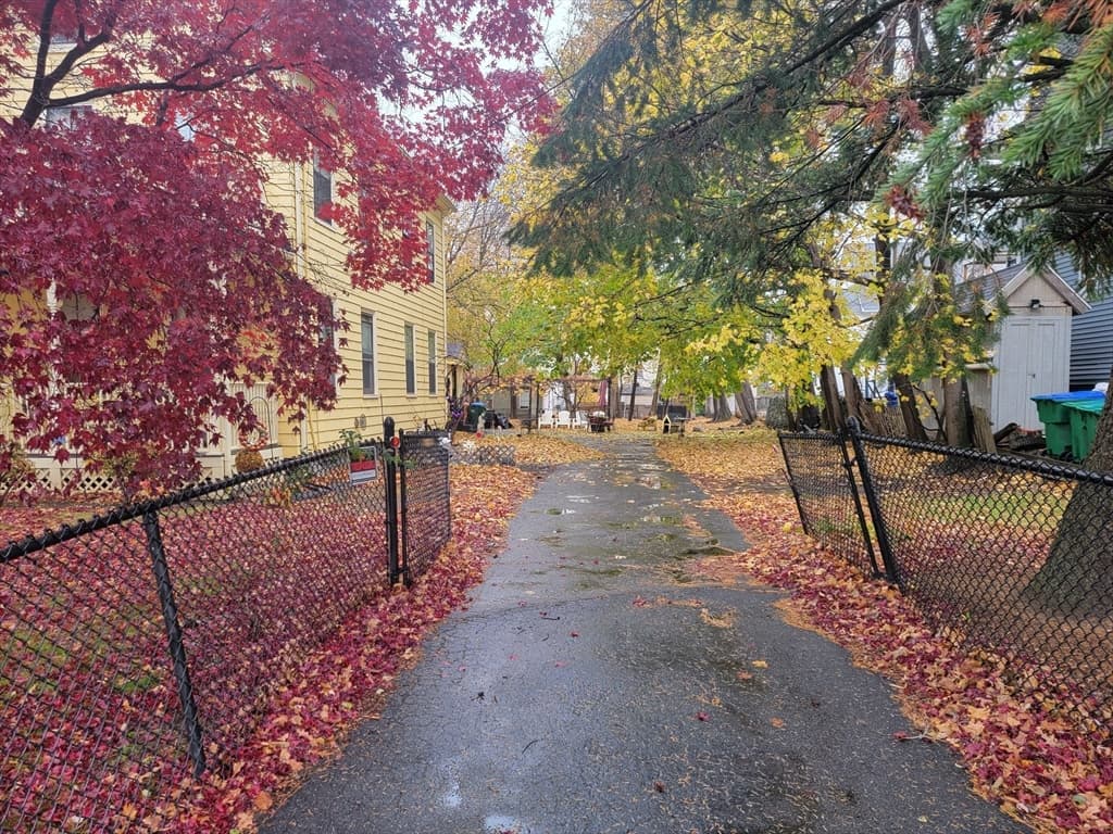 Casa em Medford — foto 4
