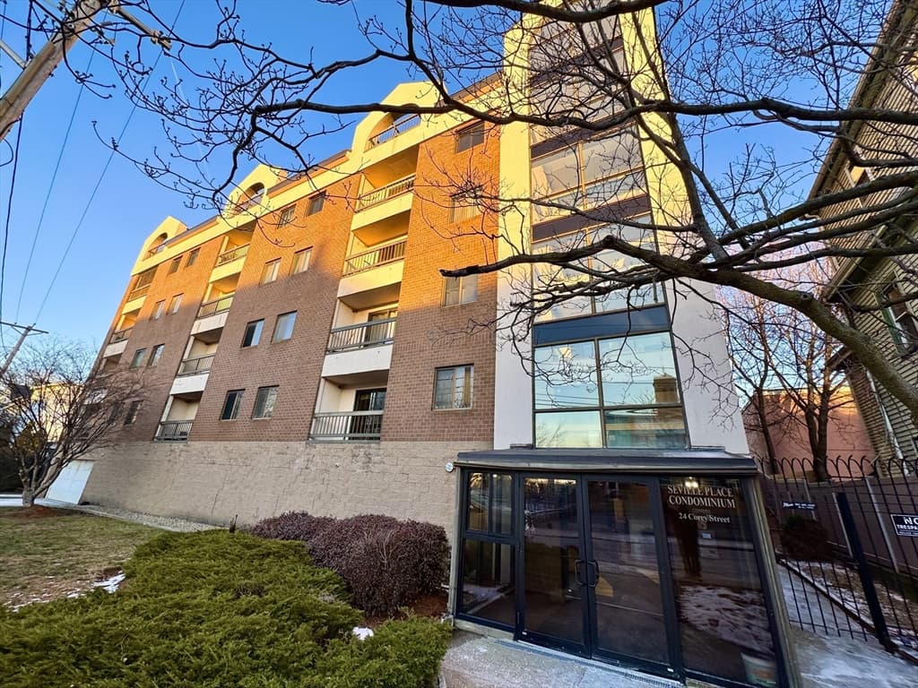 Condomínio em Everett