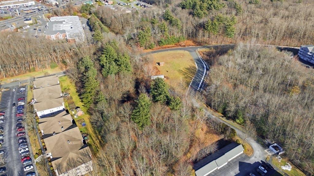 Comercial em Amherst — foto 4