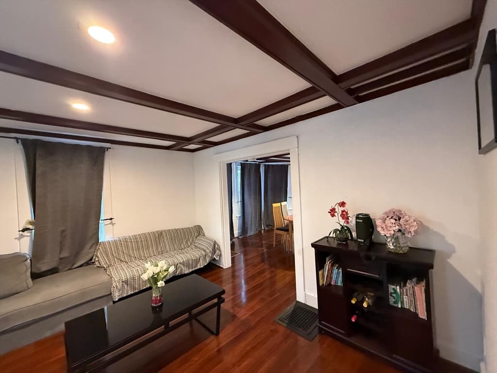 Casa em Framingham — foto 6