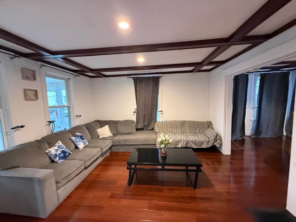 Casa em Framingham — foto 5