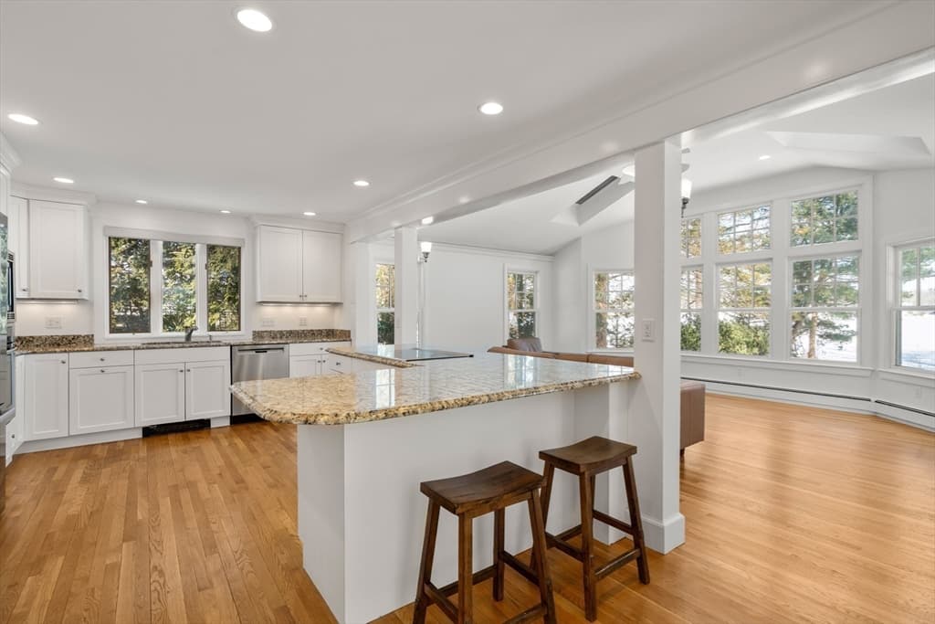 Casa em Wellesley — foto 6