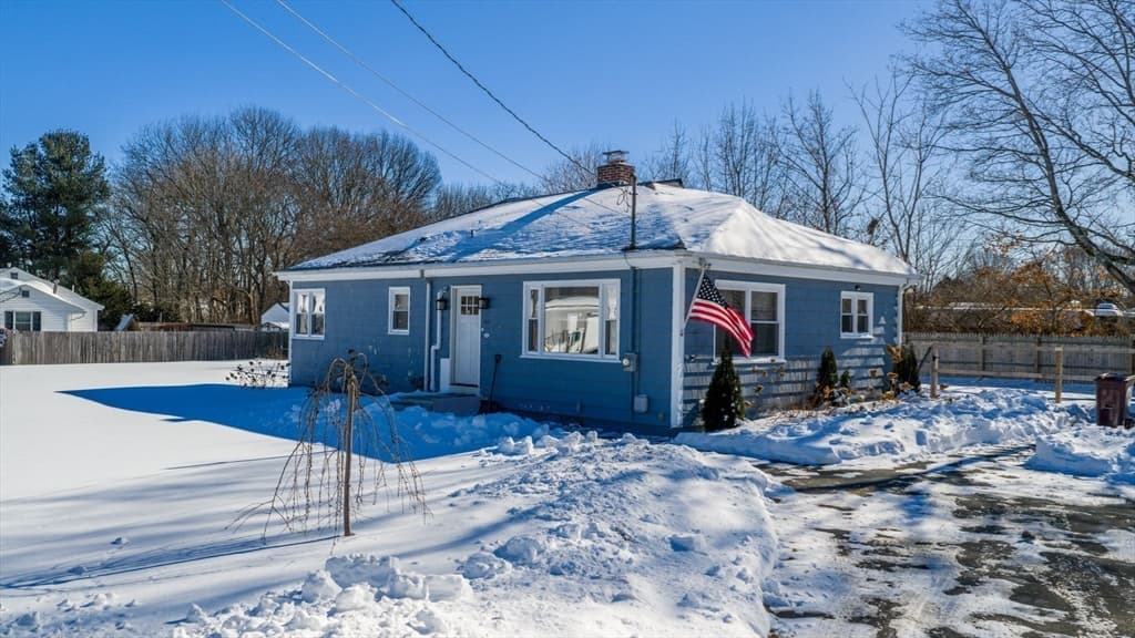 Casa em Acushnet — foto 3