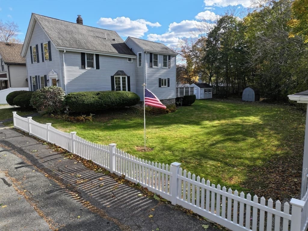 Casa em Dedham — foto 3