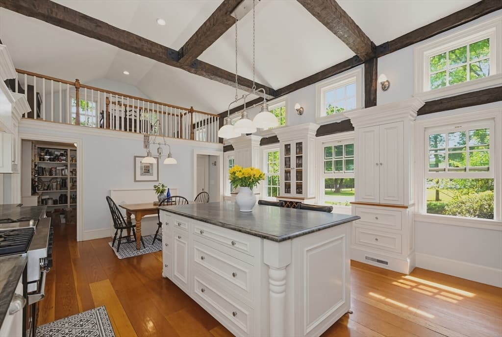Casa em Westford — foto 4
