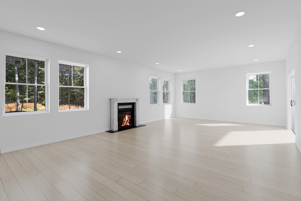 Casa em Westford — foto 8