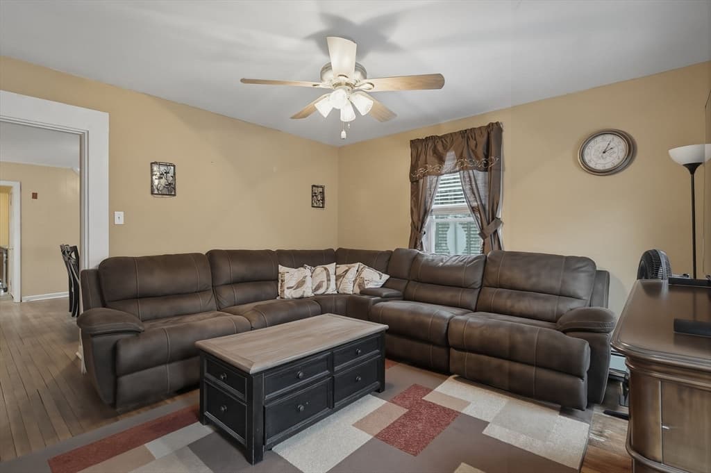Casa em New Bedford — foto 9