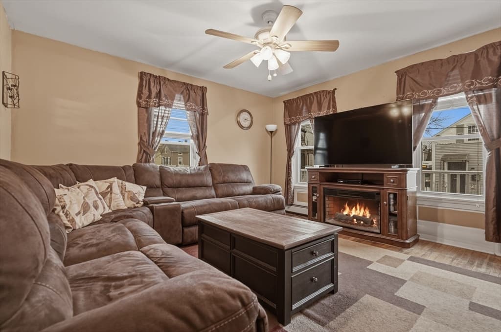 Casa em New Bedford — foto 8