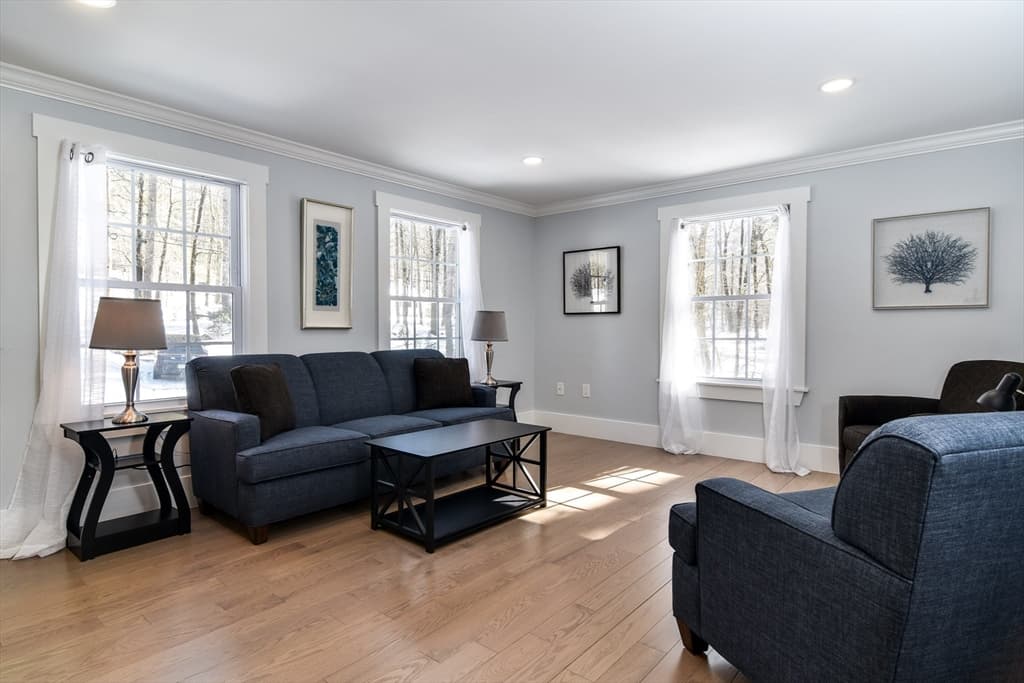 Casa em Boxborough — foto 6