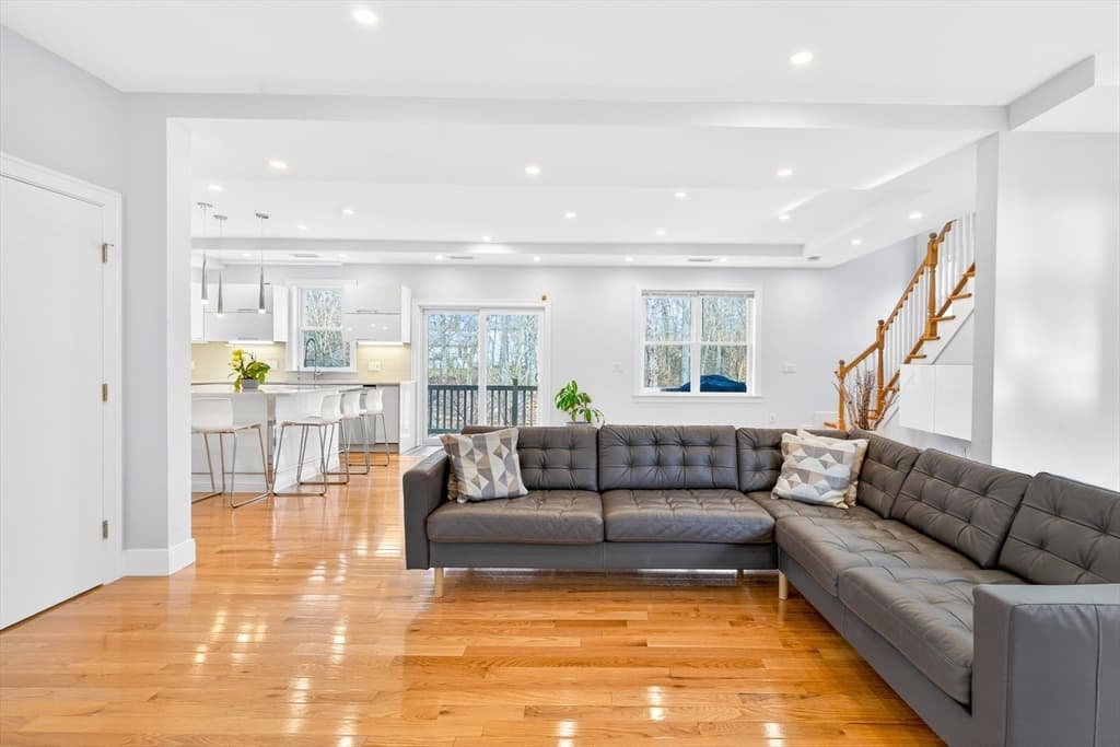 Casa em Dedham — foto 8