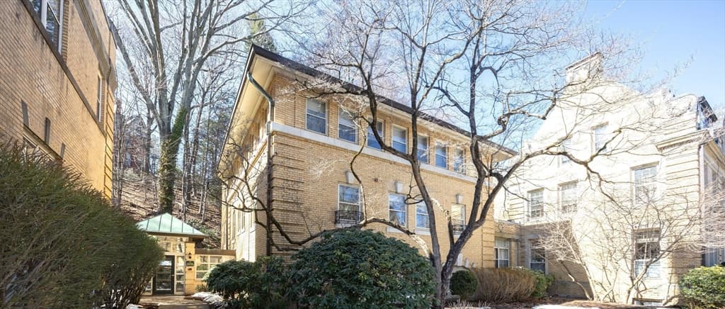 Condomínio em Brookline