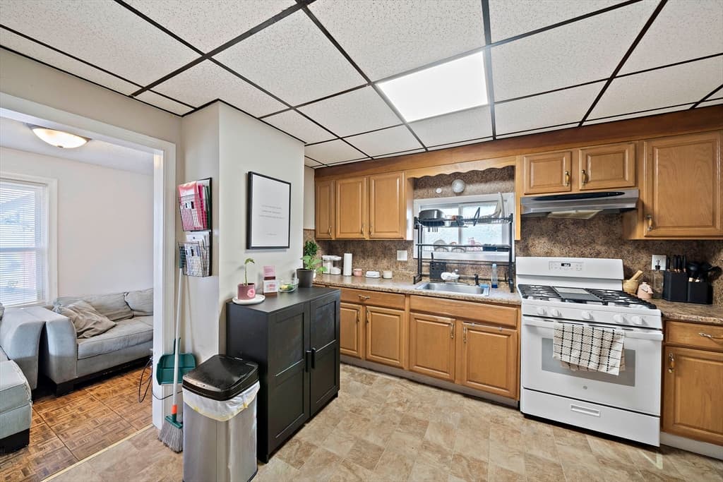 Casa em Stoughton — foto 4