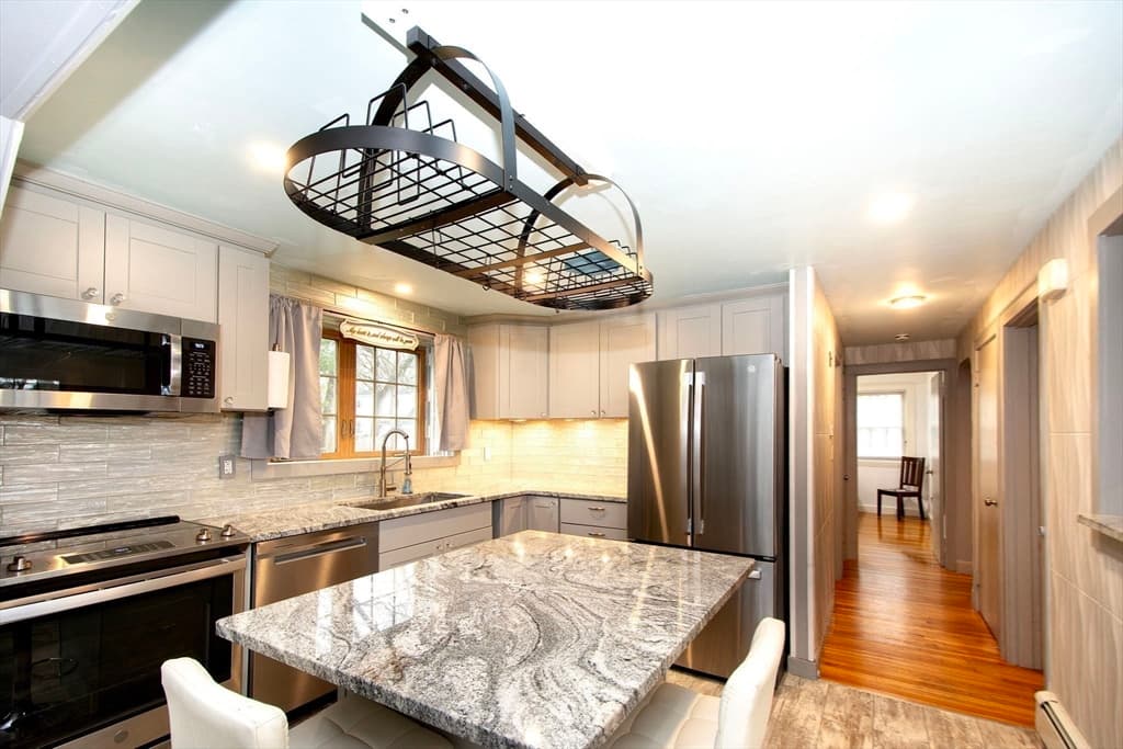 Casa em Foxboro — foto 4