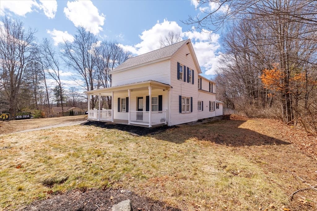 Casa em West Boylston