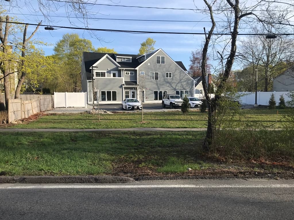 Multi-família em Cohasset — foto 3