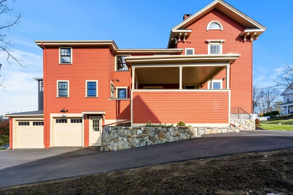 Casa em Woburn — foto 2