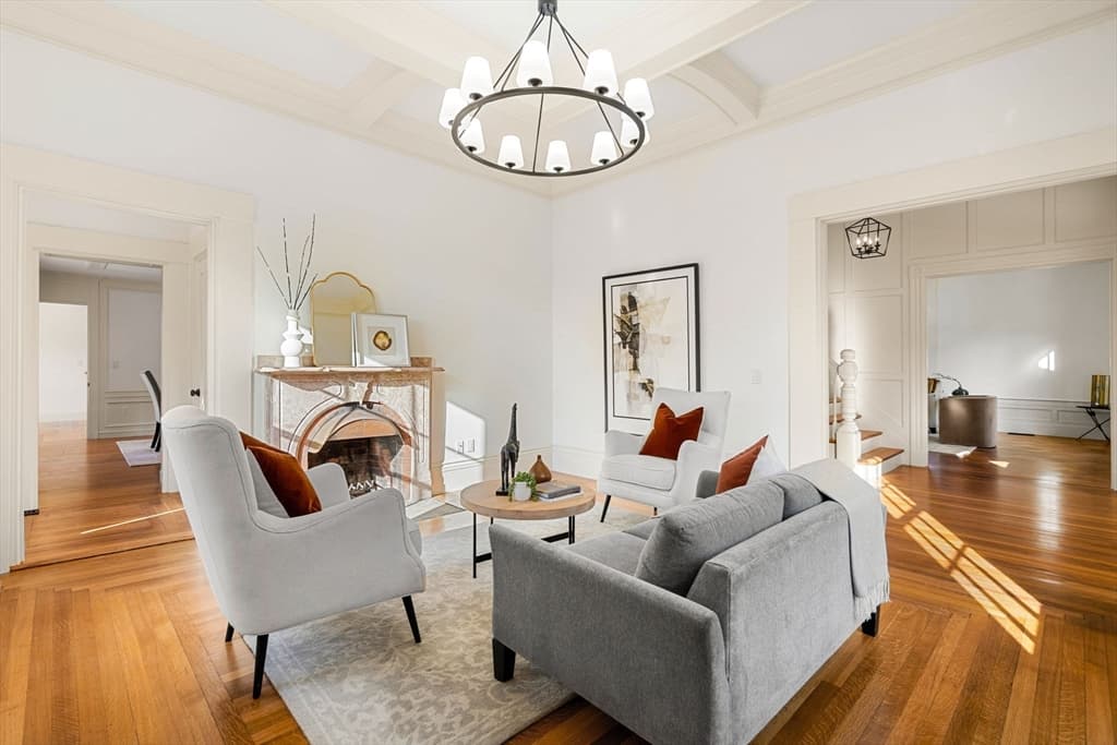 Casa em Woburn — foto 8