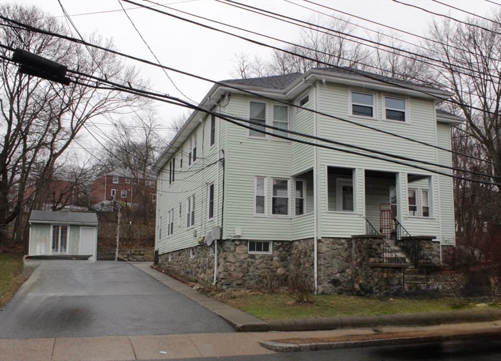 Multi-família em Waltham