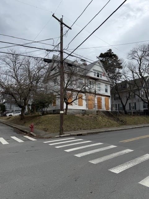 Casa em Lowell — foto 2