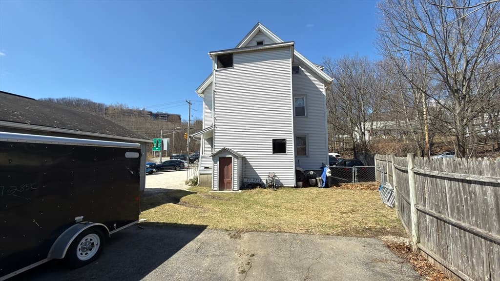 Multi-família em Worcester — foto 6
