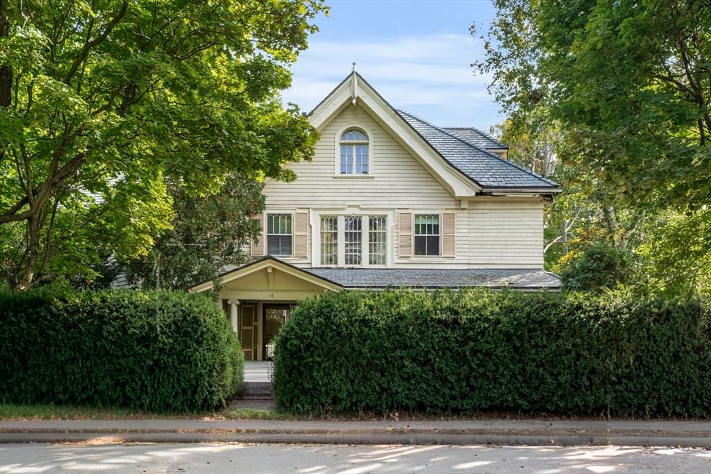 Casa em Brookline