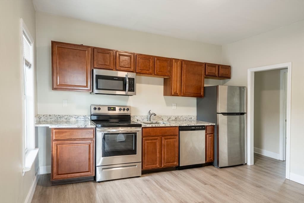Multi-família em North Attleboro — foto 4