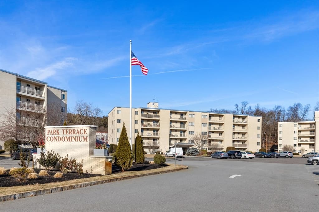 Condomínio em Stoneham