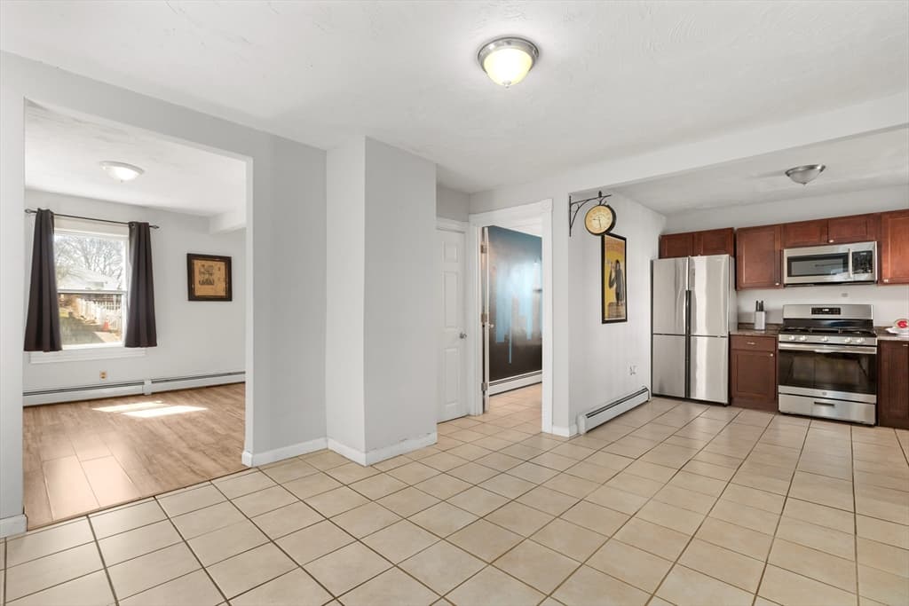 Casa em Fall River — foto 5