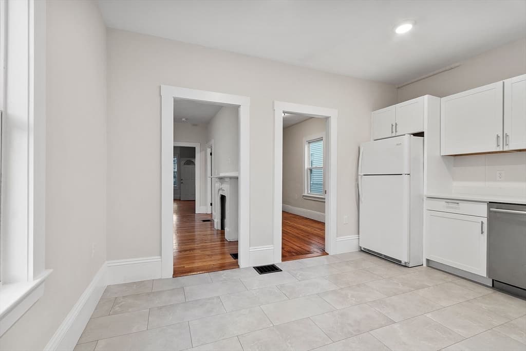 Multi-família em Somerville — foto 6