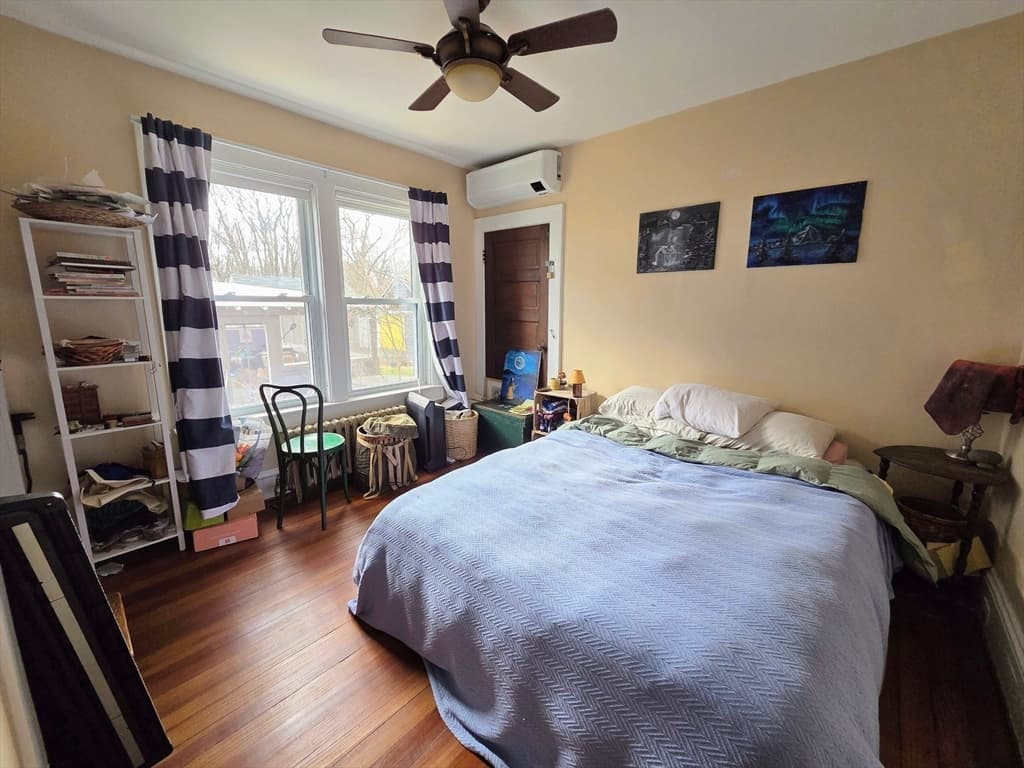 Casa em Montague — foto 8
