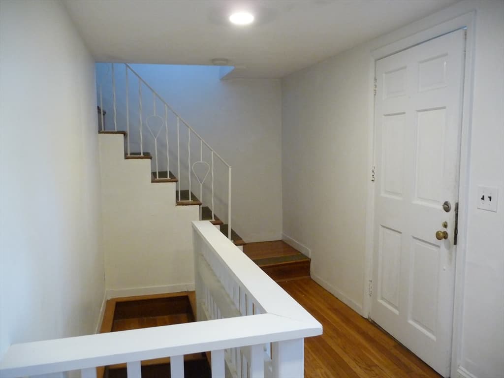 Casa em Natick — foto 9