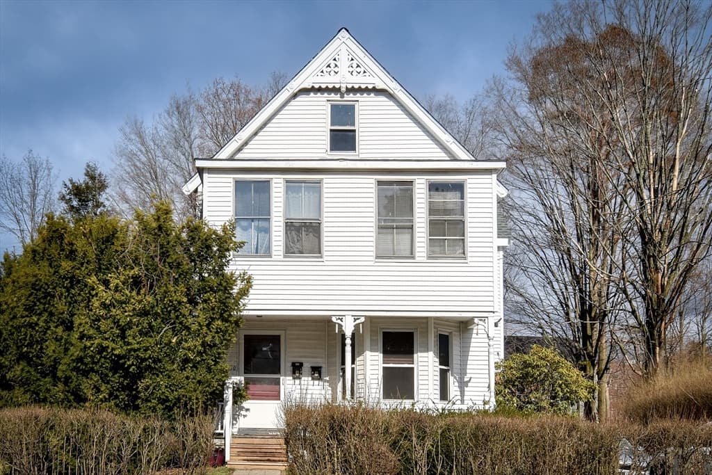 Multi-família em Framingham