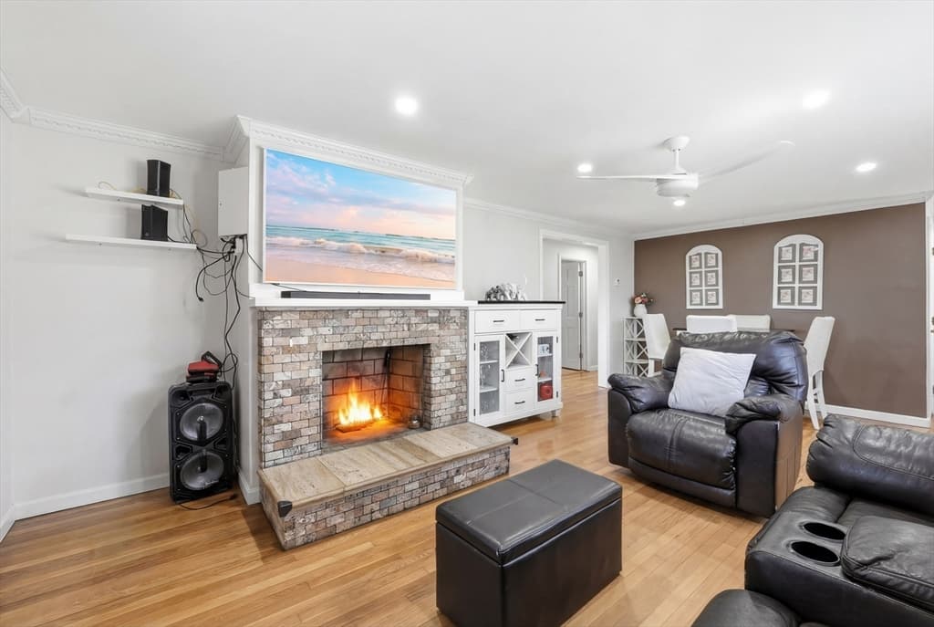 Casa em West Boylston — foto 5