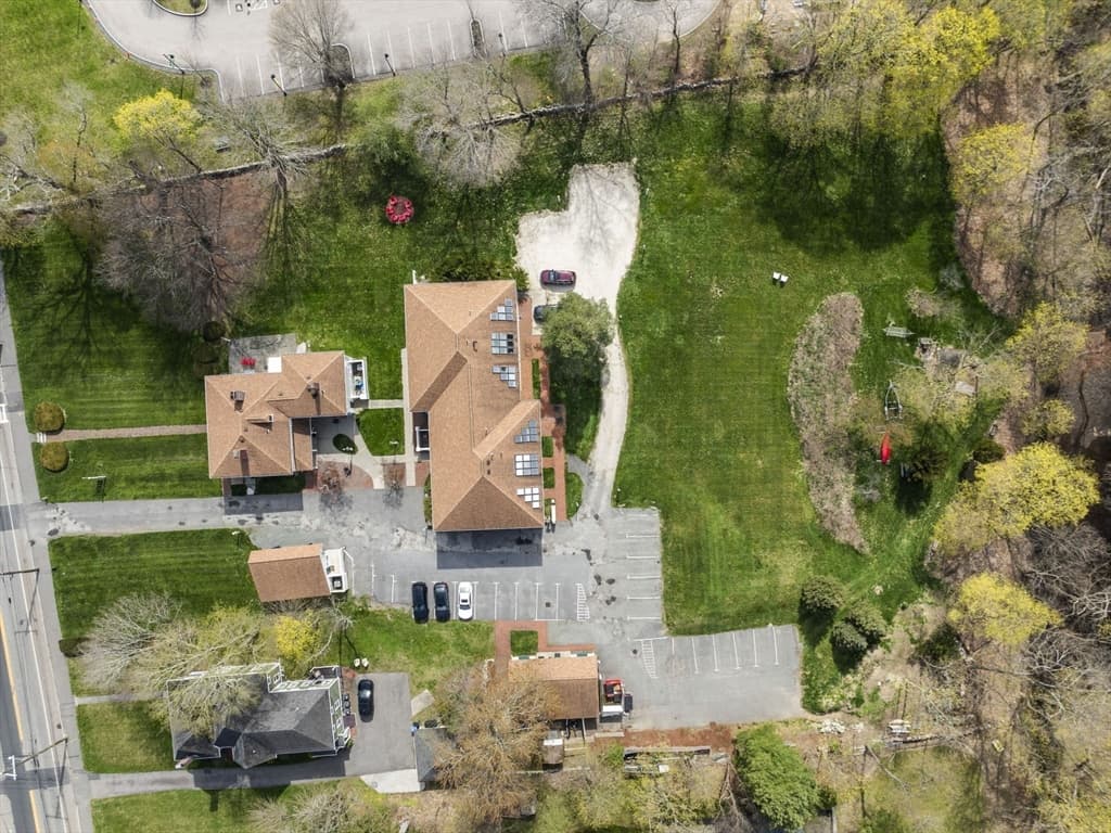 Casa em Natick — foto 5