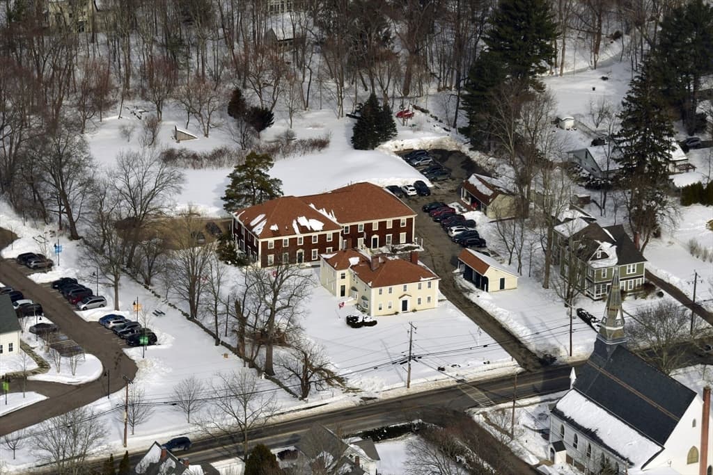 Casa em Natick — foto 9