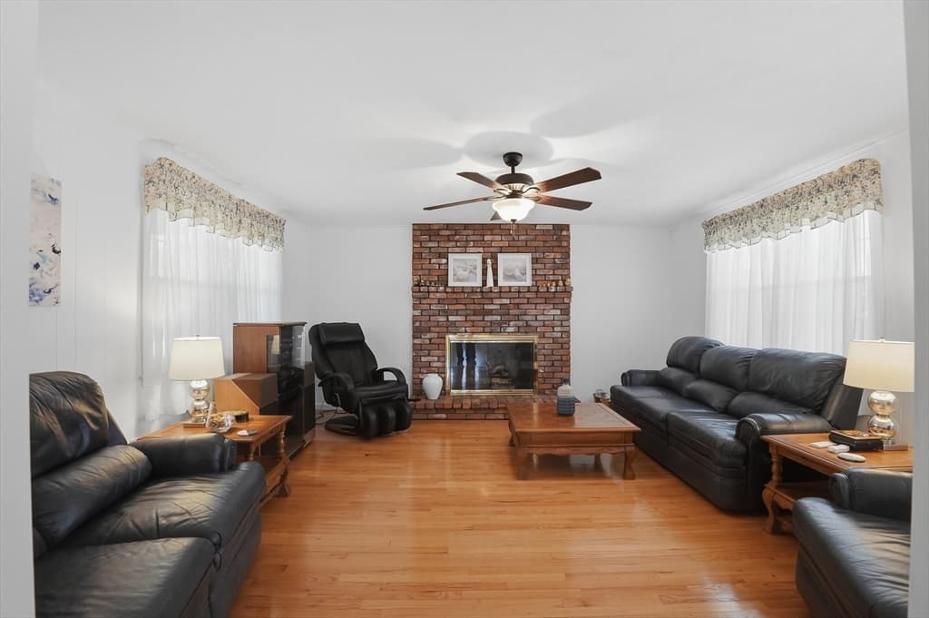 Casa em Seekonk — foto 4