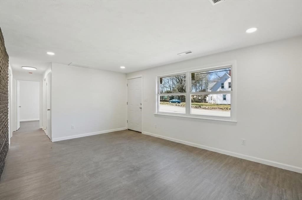 Casa em Brockton — foto 7