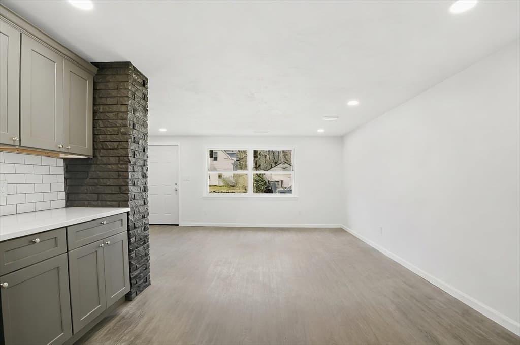 Casa em Brockton — foto 5