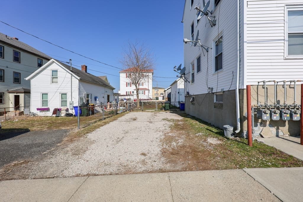 Multi-família em Fall River — foto 3